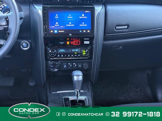 TOYOTA Hilux SW4 SRX 4X4 2.8 TDI 16V DIES. AUT. 2024