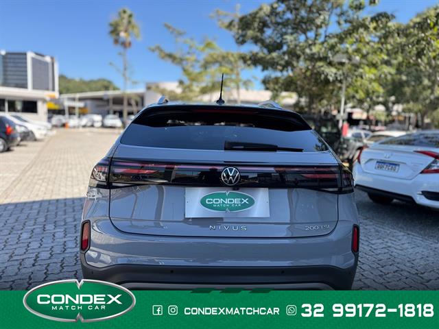 VOLKSWAGEN Nivus HIGHLINE 1.0 200 TSI FLEX AUT. 2025