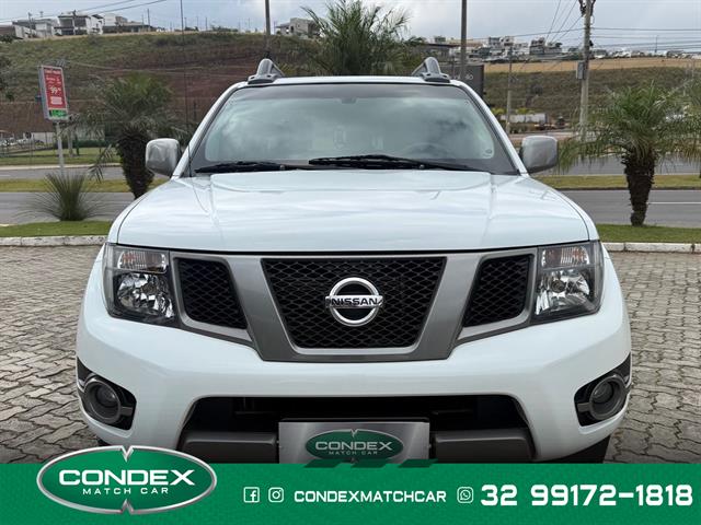 NISSAN FRONTIER SV AT.CD 4X4 2.5 TB DIESEL MEC. 2015