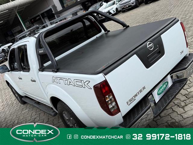 NISSAN FRONTIER SV AT.CD 4X4 2.5 TB DIESEL MEC. 2015
