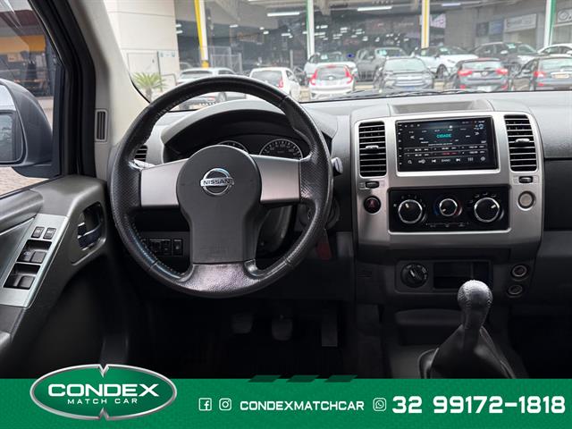 NISSAN FRONTIER SV AT.CD 4X4 2.5 TB DIESEL MEC. 2015