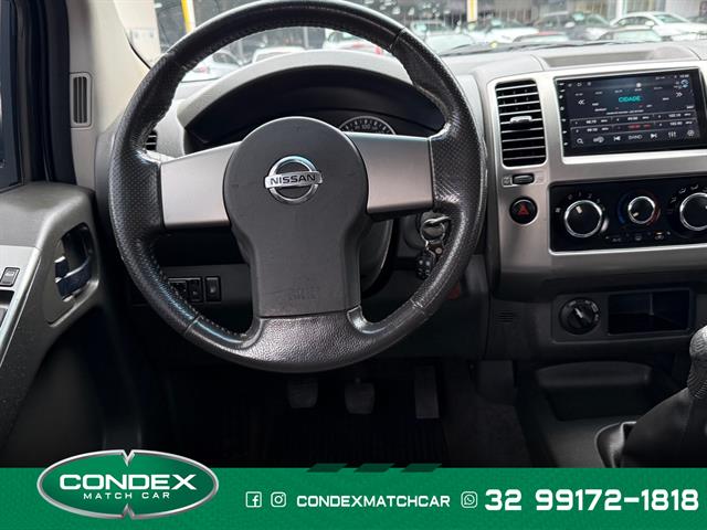 NISSAN FRONTIER SV AT.CD 4X4 2.5 TB DIESEL MEC. 2015
