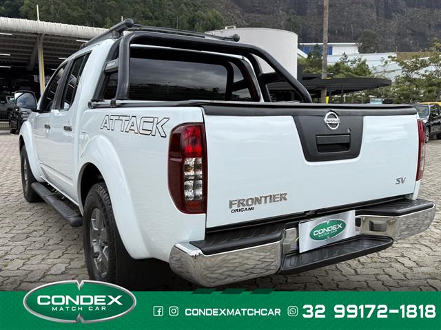 NISSAN FRONTIER SV AT.CD 4X4 2.5 TB DIESEL MEC. 2015
