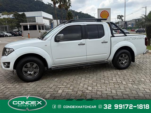 NISSAN FRONTIER SV AT.CD 4X4 2.5 TB DIESEL MEC. 2015