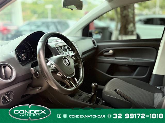 VOLKSWAGEN UP! MOVE 1.0 TSI TOTAL FLEX 12V 5P 2018