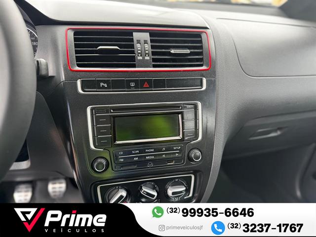 VOLKSWAGEN FOX ROCK IN RIO 1.6 MI TOTAL FLEX 8V 5P 2016