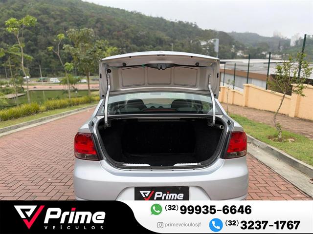 VOLKSWAGEN VOYAGE 1.0/1.0 CITY MI TOTAL FLEX 8V 4P 2011