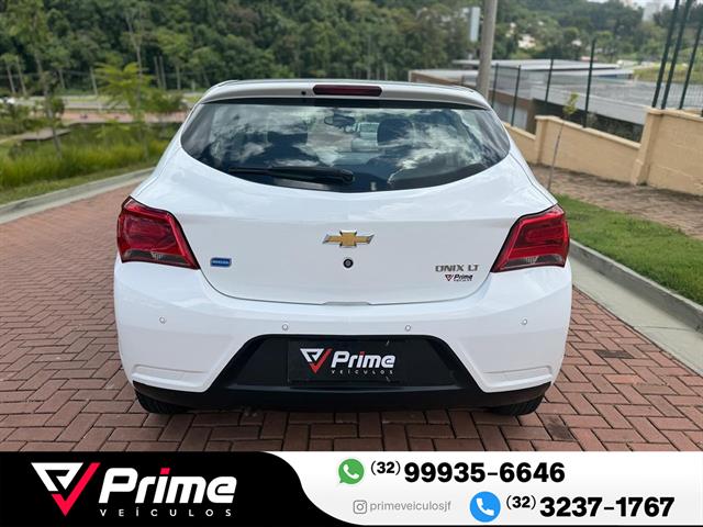 CHEVROLET ONIX HATCH LT 1.0 8V FLEXPOWER 5P MEC. 2017