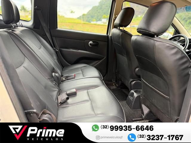 NISSAN LIVINA GRAND SL 1.8 16V FLEX FUEL AUT. 2014