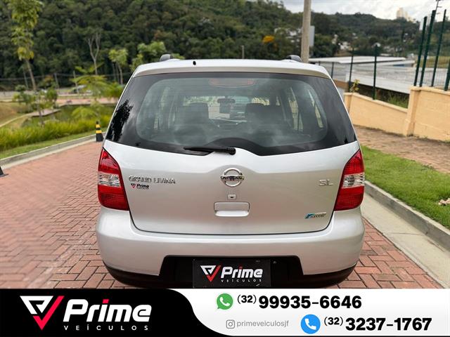 NISSAN LIVINA GRAND SL 1.8 16V FLEX FUEL AUT. 2014