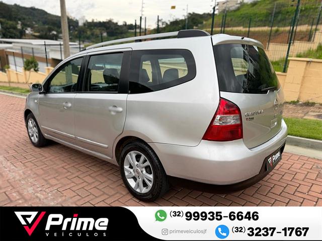 NISSAN LIVINA GRAND SL 1.8 16V FLEX FUEL AUT. 2014