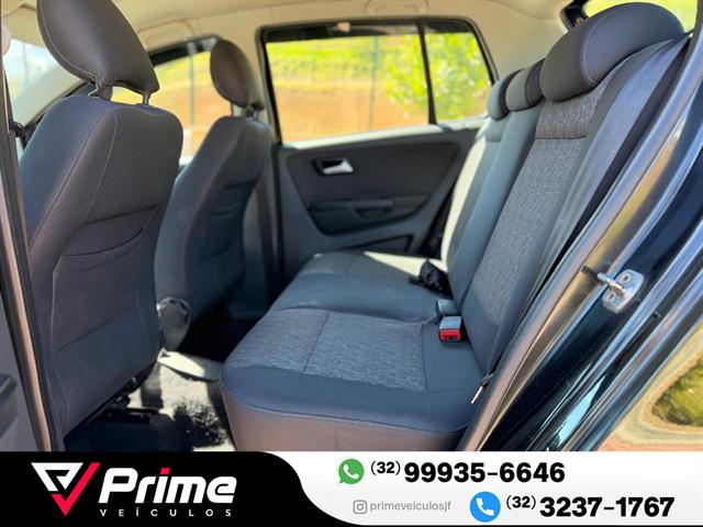 VOLKSWAGEN FOX 1.6 MI TOTAL FLEX 8V 5P 2013