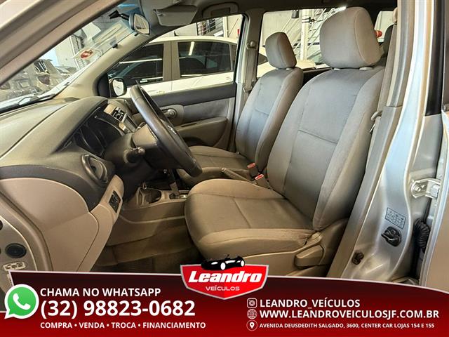 NISSAN LIVINA 1.8 16V FLEX FUEL AUT. 2010