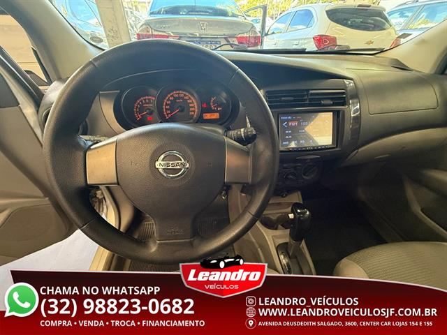NISSAN LIVINA 1.8 16V FLEX FUEL AUT. 2010