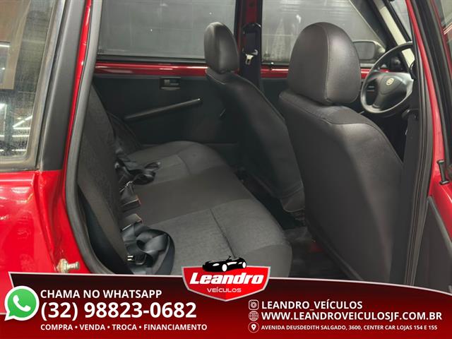 FIAT UNO MILLE WAY ECONOMY 1.0 F.FLEX 2P 2013