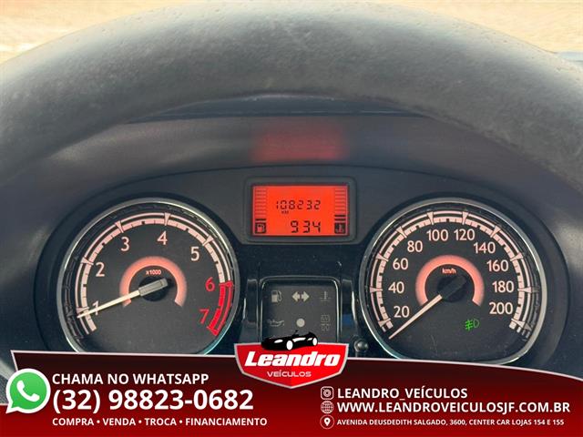 RENAULT SANDERO EXPRESSION HI-FLEX 1.0 16V 5P 2013