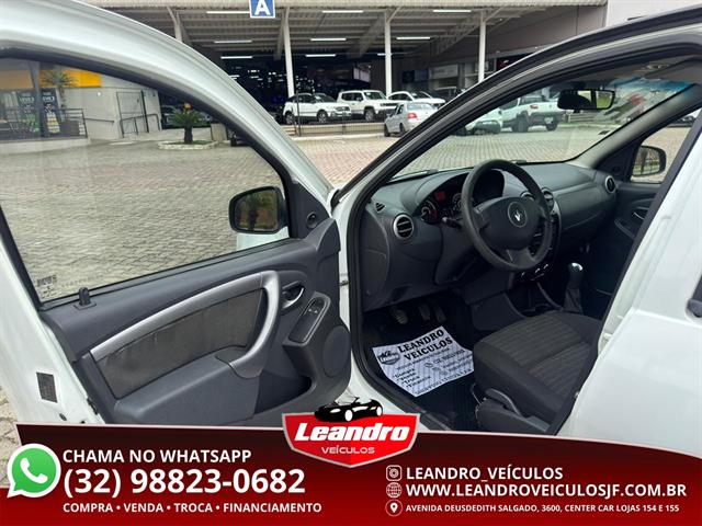 RENAULT SANDERO EXPRESSION HI-FLEX 1.0 16V 5P 2013