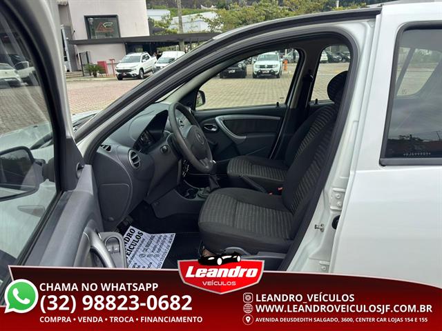 RENAULT SANDERO EXPRESSION HI-FLEX 1.0 16V 5P 2013