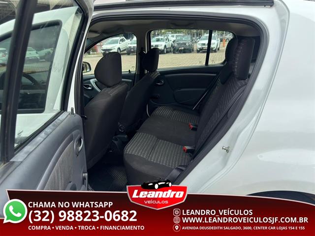 RENAULT SANDERO EXPRESSION HI-FLEX 1.0 16V 5P 2013