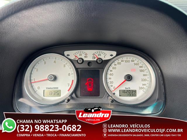 VOLKSWAGEN GOLF SPORTLINE 1.6 MI TOTAL FLEX 8V 4P 2012