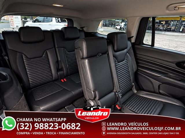 JEEP COMMANDER LIMITED T270 1.3 TB FLEX AUT. 2023