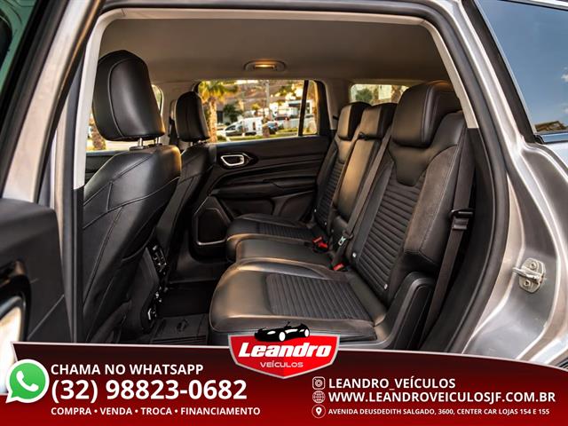 JEEP COMMANDER LIMITED T270 1.3 TB FLEX AUT. 2023