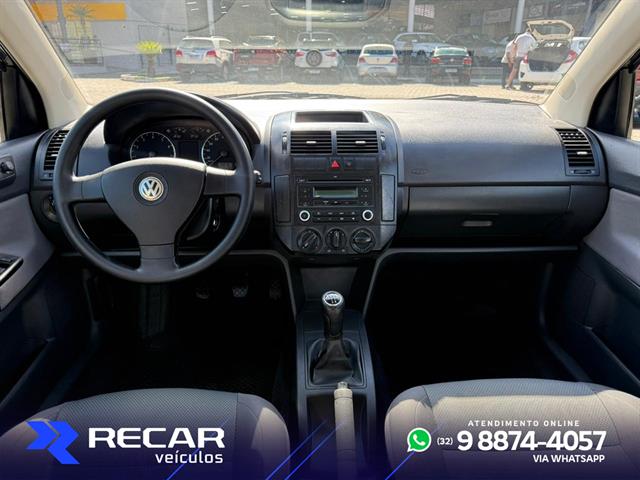 VOLKSWAGEN POLO SEDAN 1.6 MI TOTAL FLEX 8V 4P 2010
