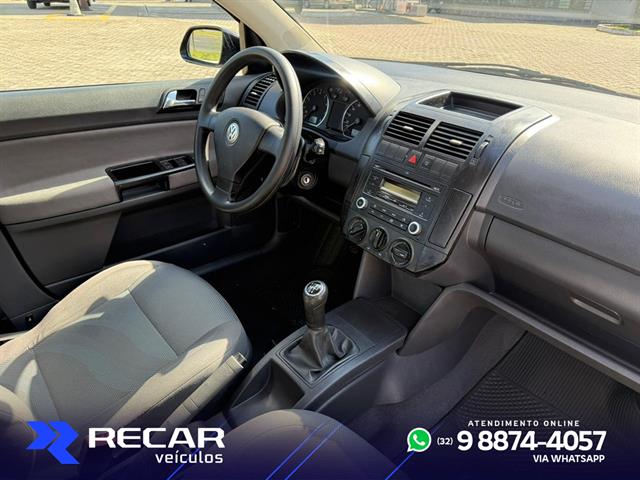 VOLKSWAGEN POLO SEDAN 1.6 MI TOTAL FLEX 8V 4P 2010