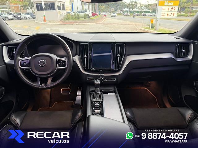 VOLVO XC 60 T-5 R-DESIGN 2.0 AWD 5P 2018