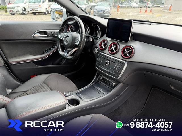 MERCEDES-BENZ CLA-250 SPORT 4MATIC 2.0 16V 211CV AUT. 2015