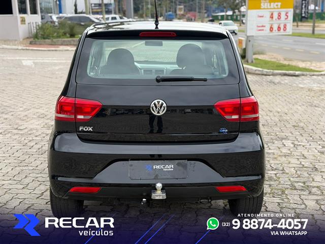 VOLKSWAGEN FOX TRENDLINE 1.0 FLEX 8V 5P 2015
