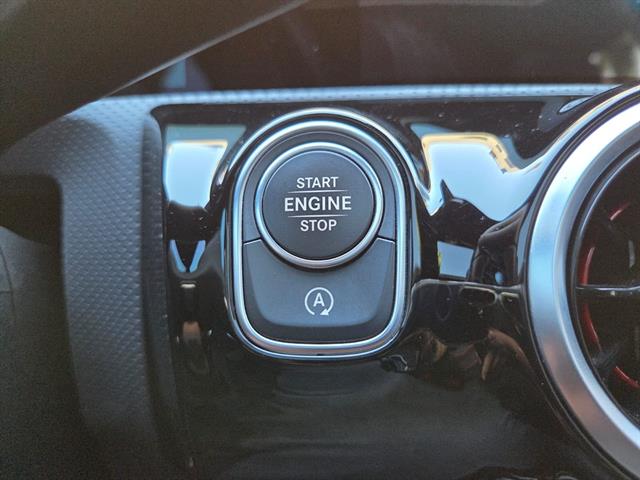 MERCEDES-BENZ A-35 AMG SEDAN 4MATIC 2.0 TB AUT. 2020