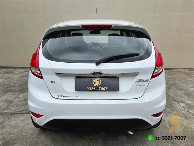 FORD FIESTA TITANIUM 1.6 16V FLEX MEC. 2016