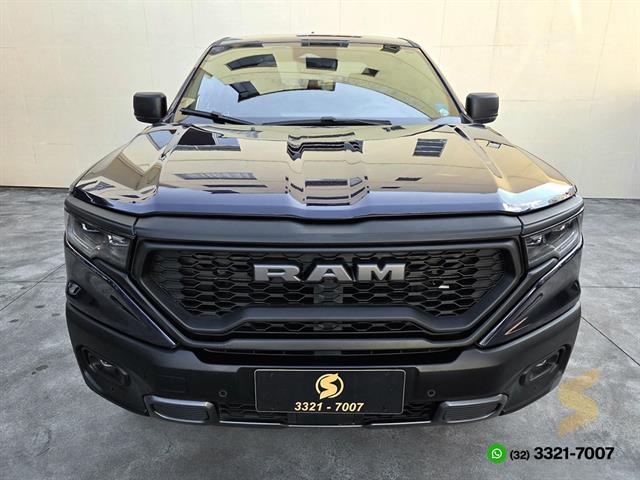 RAM RAMPAGE REBEL HURR.4 2.0 TB CD 4X4 AUT. 2025