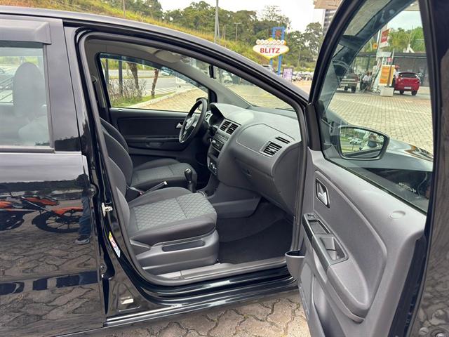 VOLKSWAGEN Fox TRENDLINE 1.6 FLEX 8V 5P 2015