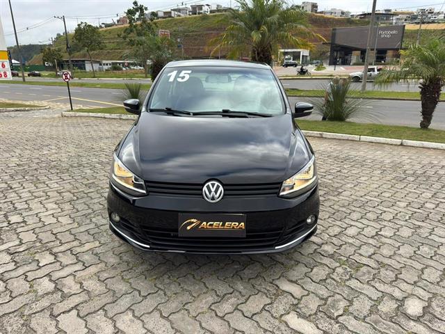 VOLKSWAGEN Fox TRENDLINE 1.6 FLEX 8V 5P 2015
