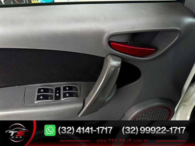 FIAT PALIO SPORTING 1.6 FLEX 16V 5P 2014
