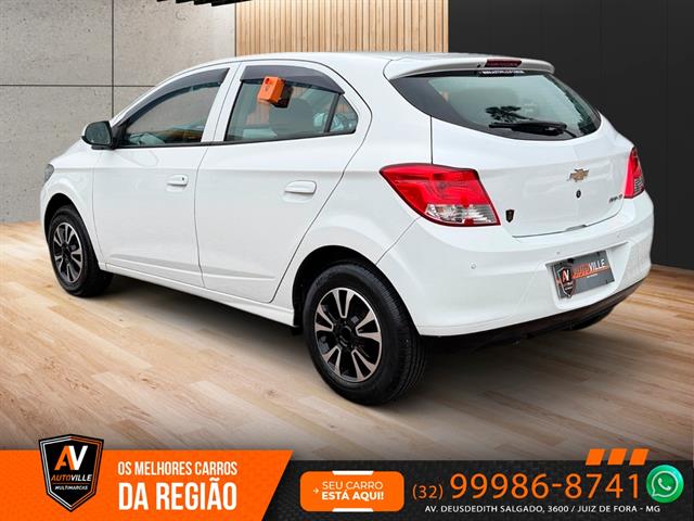 CHEVROLET ONIX HATCH LT 1.0 8V FLEXPOWER 5P MEC. 2014