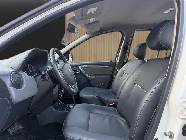 RENAULT DUSTER TECHROAD 2.0 HI-FLEX 16V AUT. 2014