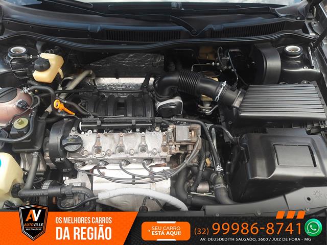 VOLKSWAGEN GOLF SPORTLINE 1.6 MI TOTAL FLEX 8V 4P 2013