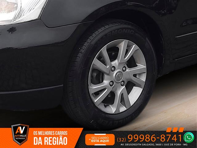 NISSAN LIVINA GRAND S 1.8 16V FLEX FUEL MEC. 2013