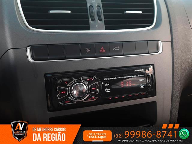 VOLKSWAGEN FOX 1.6 MI TOTAL FLEX 8V 5P 2014