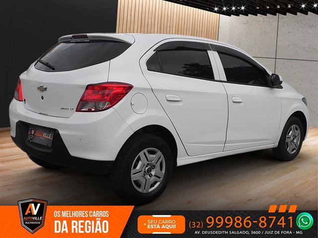 CHEVROLET ONIX HATCH LT 1.0 8V FLEXPOWER 5P MEC. 2014