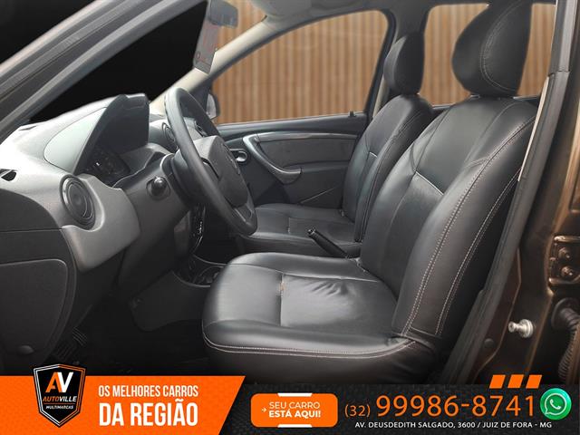 RENAULT DUSTER TECHROAD 2.0 HI-FLEX 16V AUT. 2013