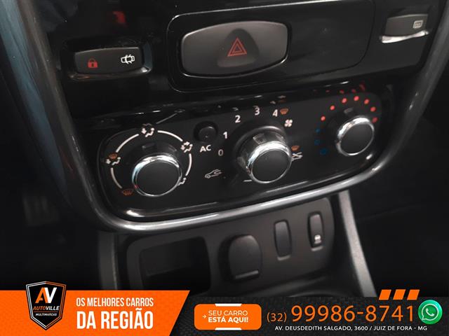 RENAULT DUSTER TECHROAD 2.0 HI-FLEX 16V AUT. 2013