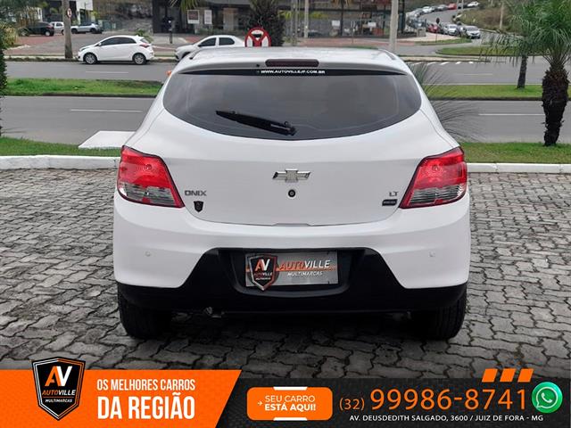 CHEVROLET ONIX HATCH LT 1.0 8V FLEXPOWER 5P MEC. 2014