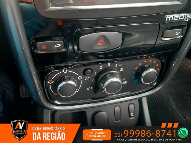 RENAULT DUSTER TECHROAD 2.0 HI-FLEX 16V AUT. 2013