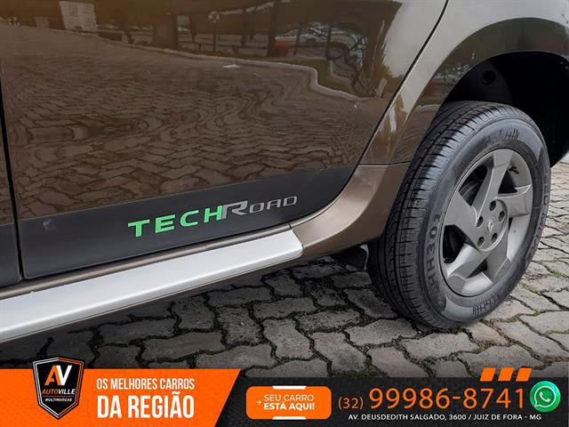RENAULT DUSTER TECHROAD 2.0 HI-FLEX 16V AUT. 2013