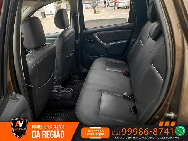 RENAULT DUSTER TECHROAD 2.0 HI-FLEX 16V AUT. 2013