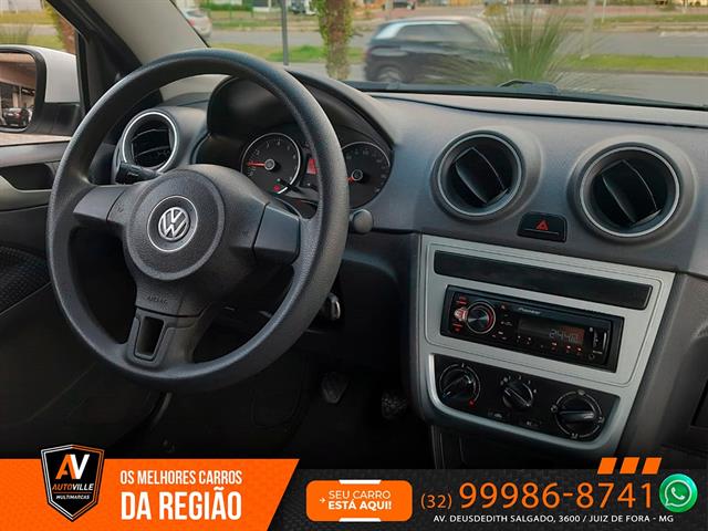 VOLKSWAGEN VOYAGE TRENDLINE 1.6 T.FLEX 8V 4P 2015